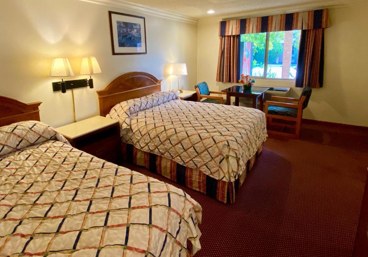 Best Inn Розмид Экстерьер фото